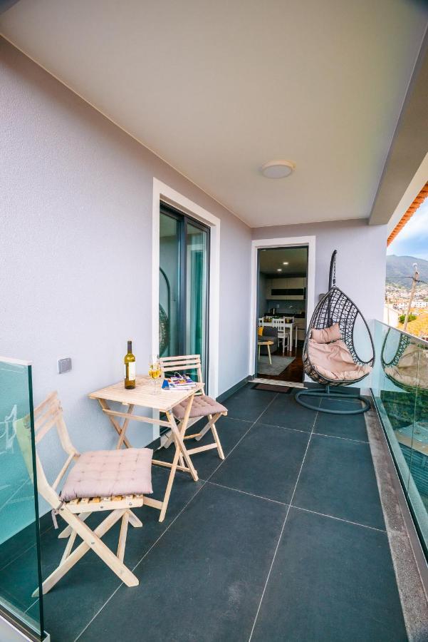 Rose House By Atlantic * Machico (Madeira)